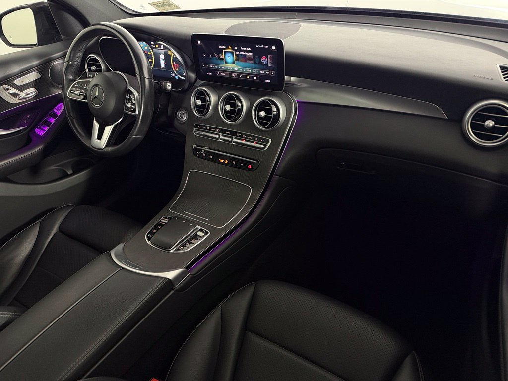 Used 2022 Mercedes-Benz GLC 300 4MATIC w/ AMG Line image 13
