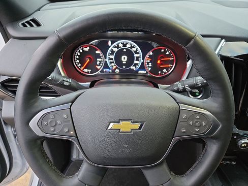 Certified 2023 Chevrolet Traverse Premier image 16
