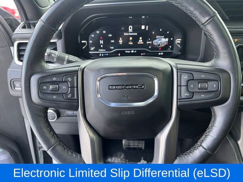 Used 2023 GMC Yukon XL Denali Ultimate image 28