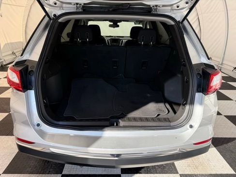 Used 2020 Chevrolet Equinox LT image 4
