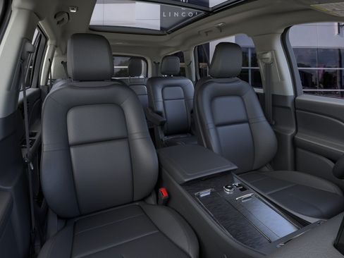 New 2026 Lincoln Aviator 2WD w/ Jet Appearance Package image 10