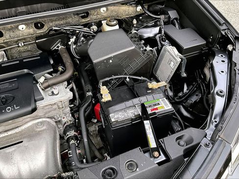 Used 2018 Toyota RAV4 Limited image 32