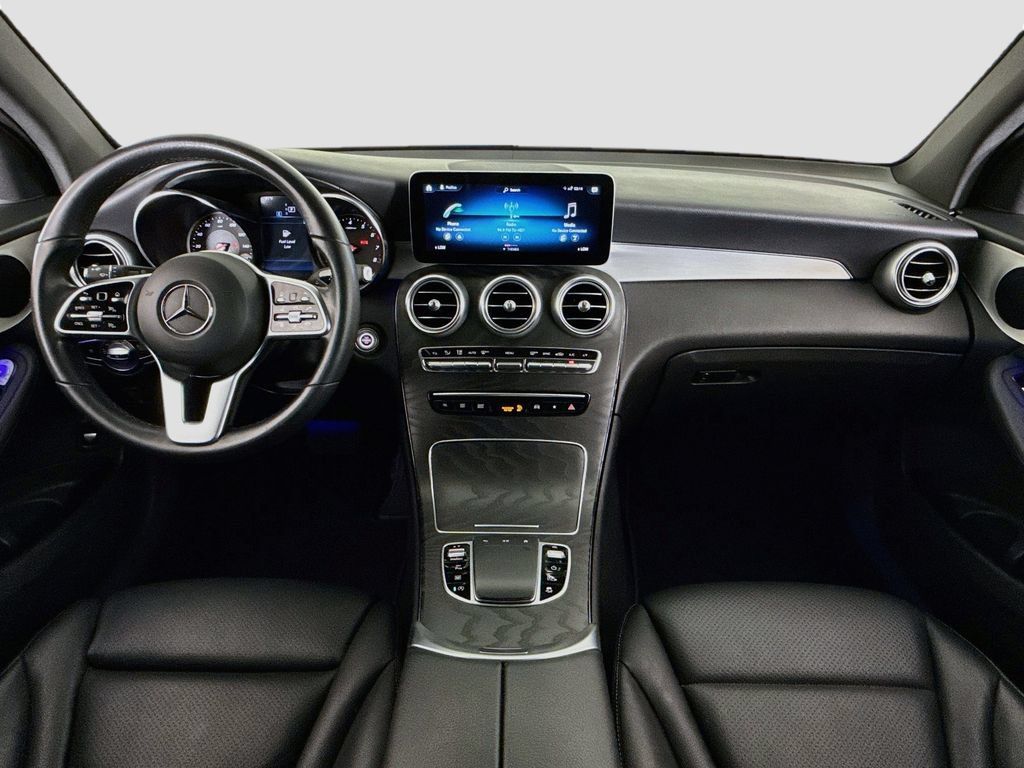 Used 2022 Mercedes-Benz GLC 300 image 9