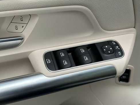 Used 2025 Mercedes-Benz GLA 250 4MATIC image 14