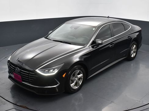 Used 2022 Hyundai Sonata SE w/ Cargo Package image 11