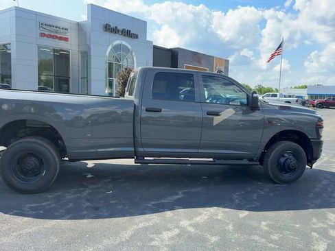 New 2026 RAM 3500 Tradesman AWD/4WD image 7