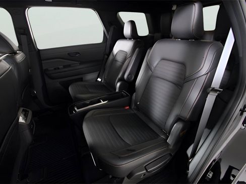 Used 2024 Nissan Pathfinder Rock Creek image 29