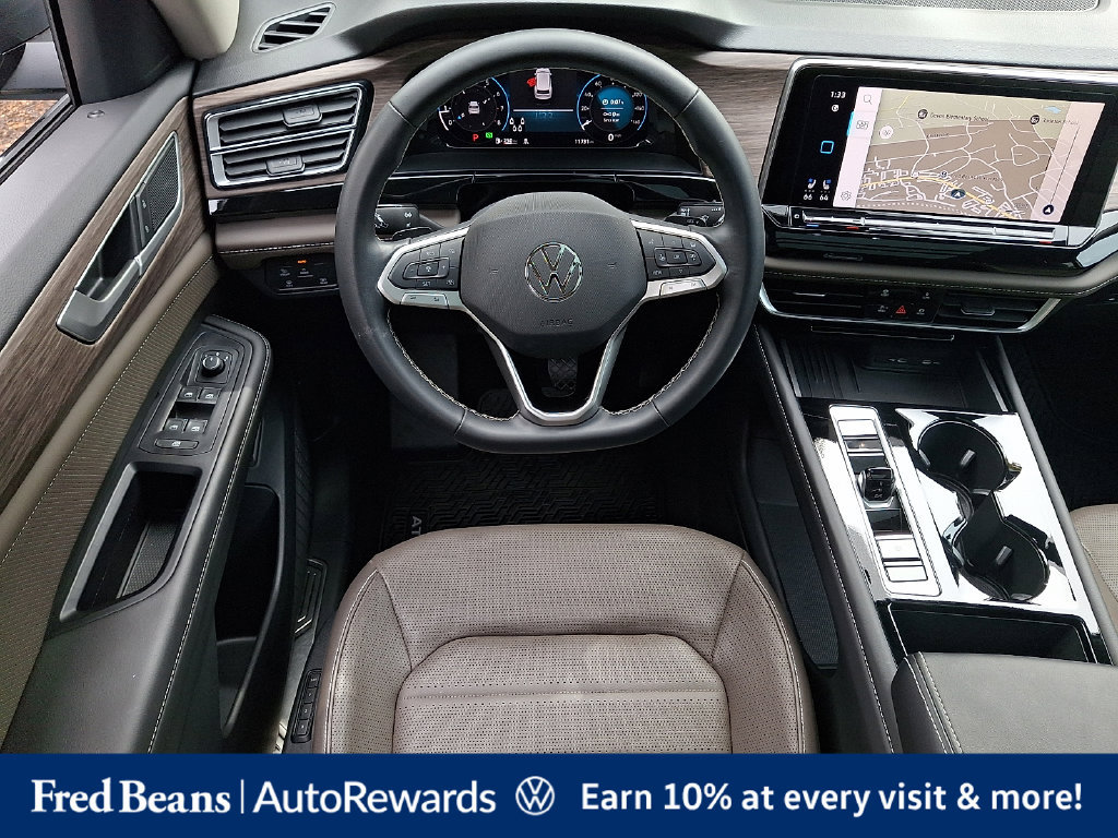 Certified 2025 Volkswagen Atlas SEL AWD/4WD image 17