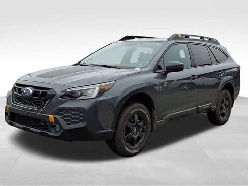 Used 2025 Subaru Outback Wilderness w/ Wilderness Package image 3