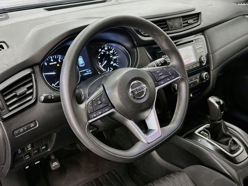 Used 2017 Nissan Rogue S AWD/4WD image 18