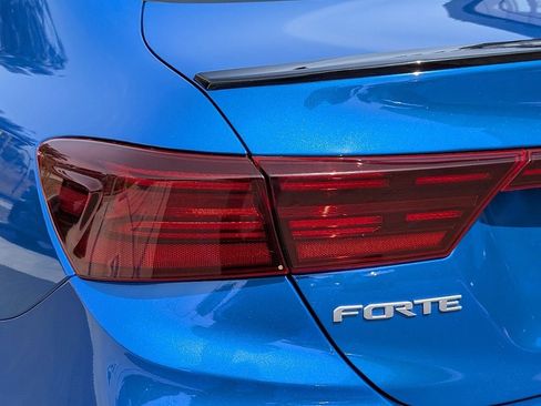 Used 2022 Kia Forte GT-Line FWD image 13