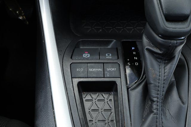 Used 2025 Toyota RAV4 LE FWD image 18