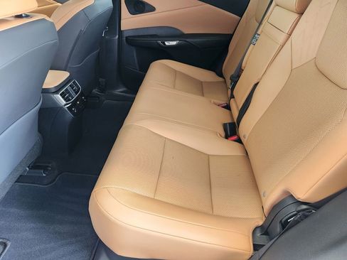 Used 2025 Lexus RX 350 Premium w/ Accessory Package (Z1) image 30