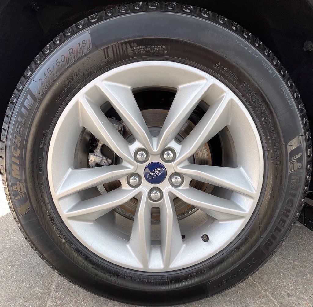 Used 2017 Ford Edge SEL w/ Equipment Group 201A FWD image 13