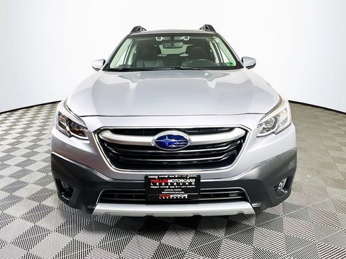 Used 2022 Subaru Outback Limited AWD/4WD image 2