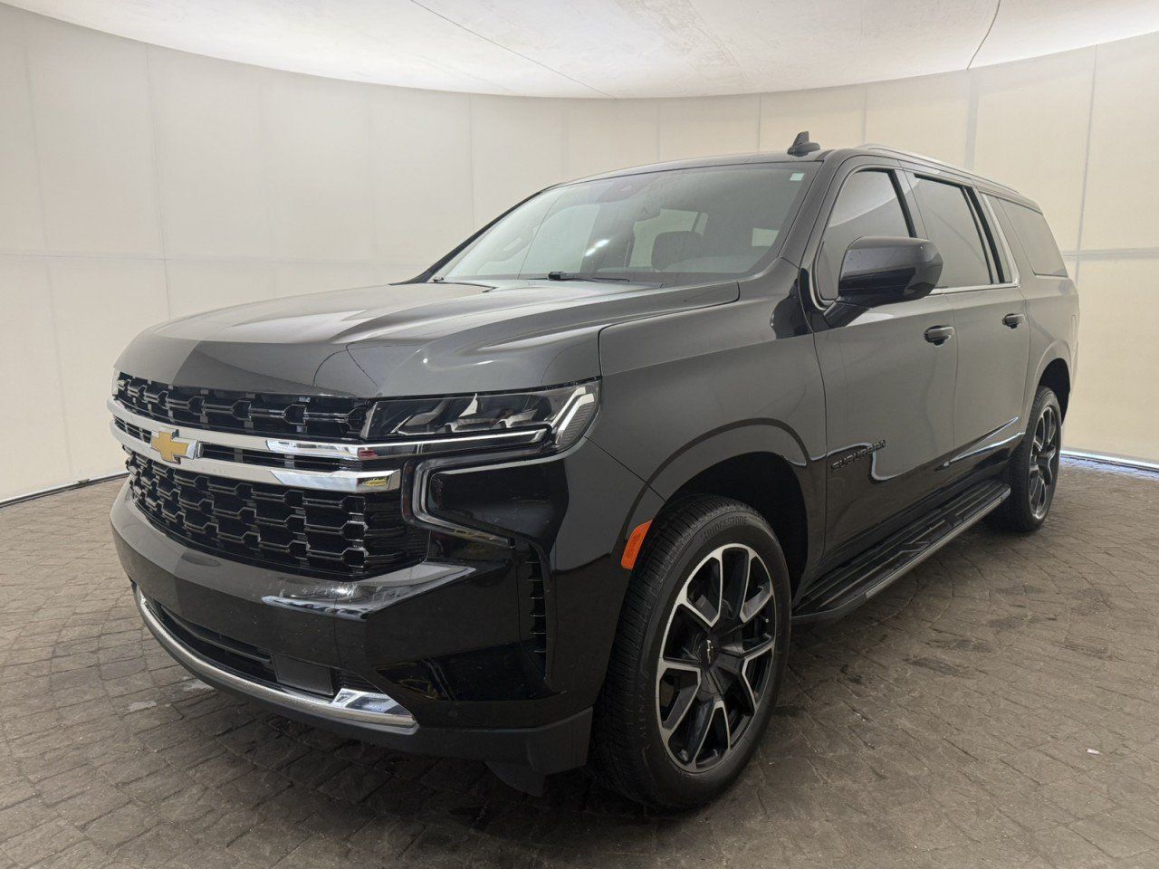 Used 2024 Chevrolet Suburban LS w/ Driver Alert Package AWD/4WD image 3