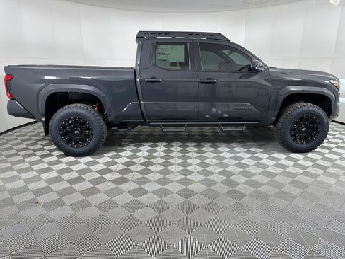 New 2025 Toyota Tacoma SR5 image 6