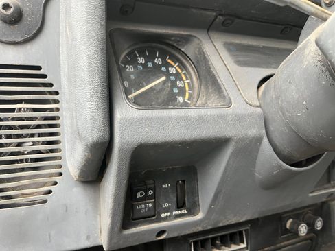 Used 1989 Jeep Wrangler Laredo image 27