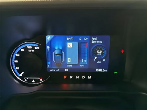 Used 2023 Ford Bronco Badlands image 18