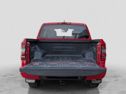 Used 2023 Nissan Frontier SV AWD/4WD image 8