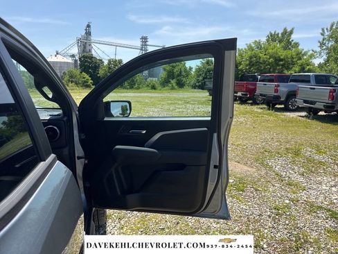 Used 2023 Chevrolet Colorado Z71 w/ Z71 Convenience Package 2 AWD/4WD image 30