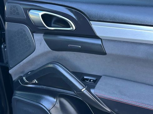 Used 2014 Porsche Cayenne GTS image 26