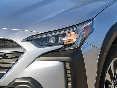 New 2025 Subaru Outback Limited image 8
