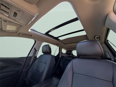 Used 2018 GMC Terrain SLT w/ Preferred Package image 13