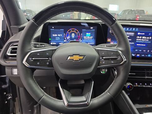 Used 2026 Chevrolet Traverse High Country w/ LPO, Floor Liner Package AWD/4WD image 13