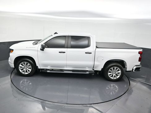 Used 2024 Chevrolet Silverado 1500 Custom image 17