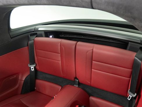 Certified 2021 Porsche 911 Targa 4S image 42