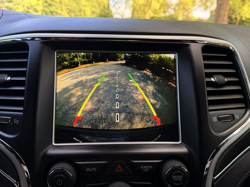 Used 2018 Jeep Grand Cherokee SRT AWD/4WD image 26