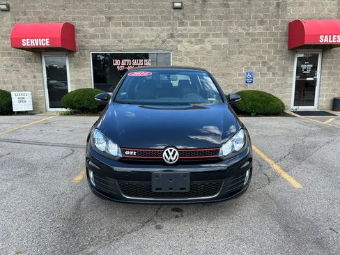 Used 2014 Volkswagen GTI Driver's Edition FWD image 2