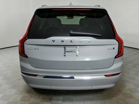 Used 2026 Volvo XC90 B6 Ultra w/ Protection Package AWD/4WD image 32
