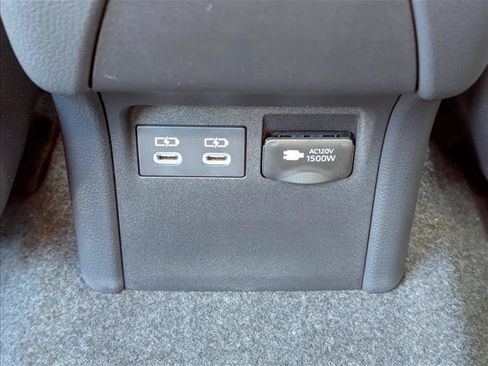 New 2026 Toyota Prius Plug-In Hybrid FWD image 11