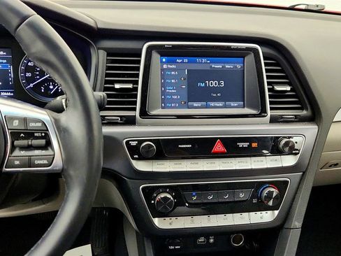 Used 2018 Hyundai Sonata SEL FWD image 16