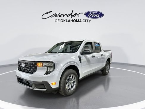 New 2025 Ford Maverick XLT image 35