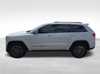 Used 2017 Jeep Grand Cherokee Limited AWD/4WD video 2