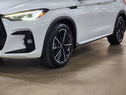 Used 2023 INFINITI QX50 Sport FWD image 17