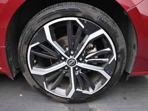 Used 2024 Nissan Altima 2.5 SR w/ SR Premium Package image 37