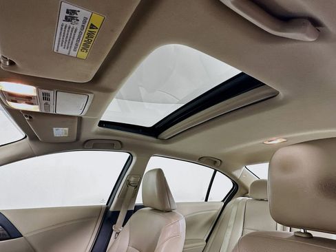 Certified 2017 Honda Accord EX-L image 11