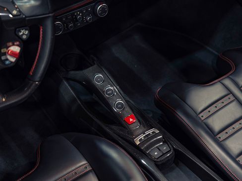 Used 2016 Ferrari 488 Spider image 10