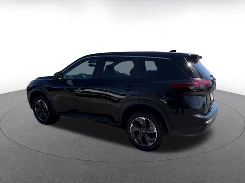 Used 2025 Nissan Rogue SV FWD image 10