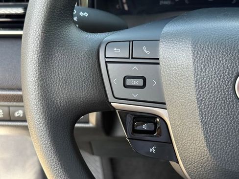 Used 2025 Toyota Camry LE image 18