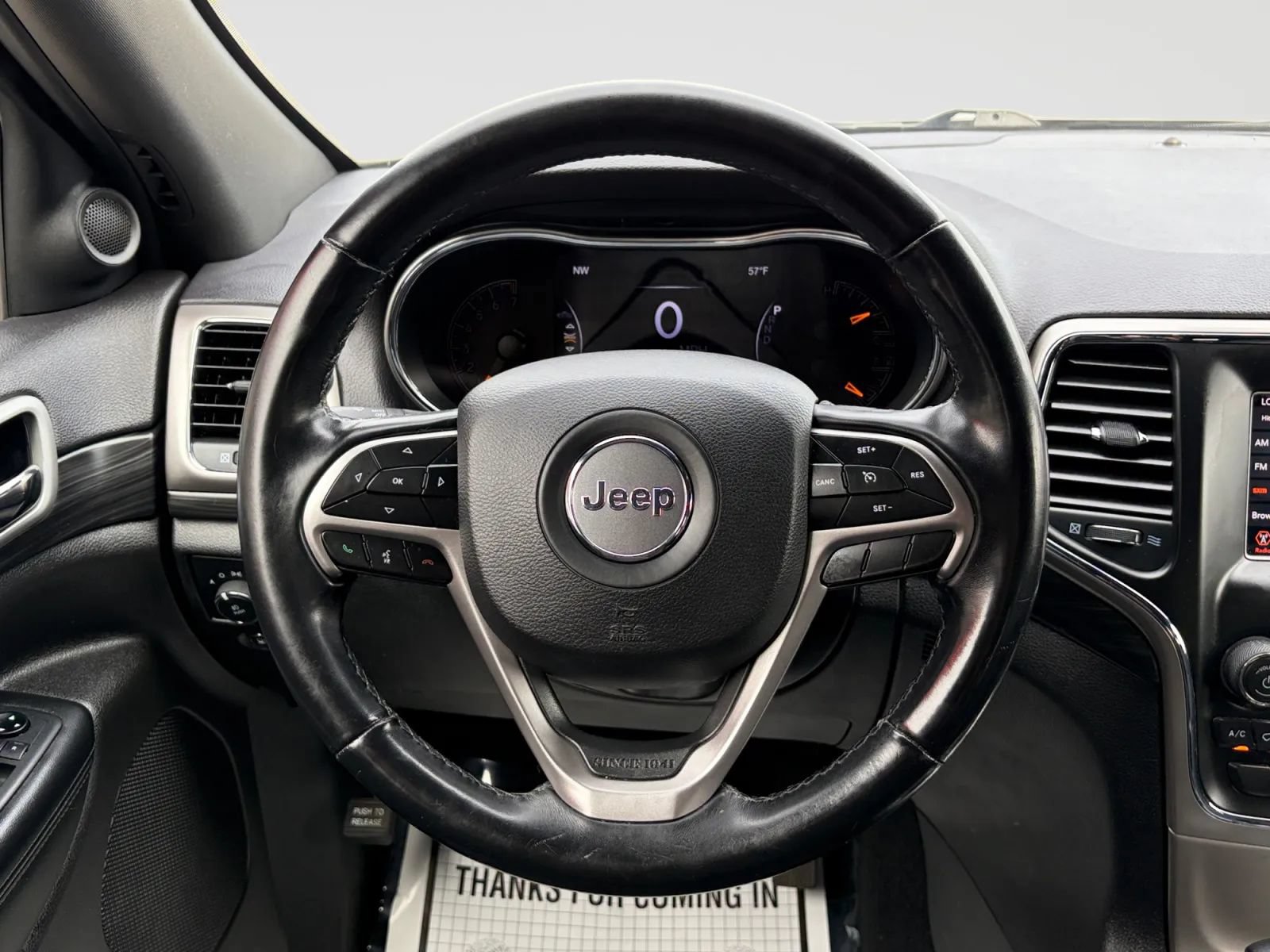 Used 2019 Jeep Grand Cherokee Laredo AWD/4WD image 27