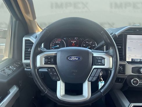 Used 2022 Ford F350 Lariat w/ Chrome Package AWD/4WD image 12