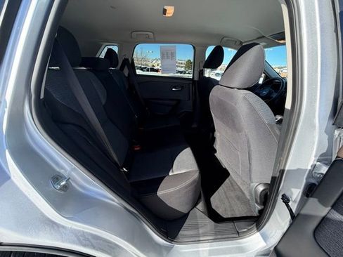 Used 2023 Nissan Rogue SV image 26