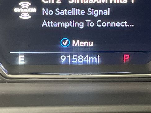 Used 2021 GMC Yukon XL Denali w/ Denali Premium Package image 18