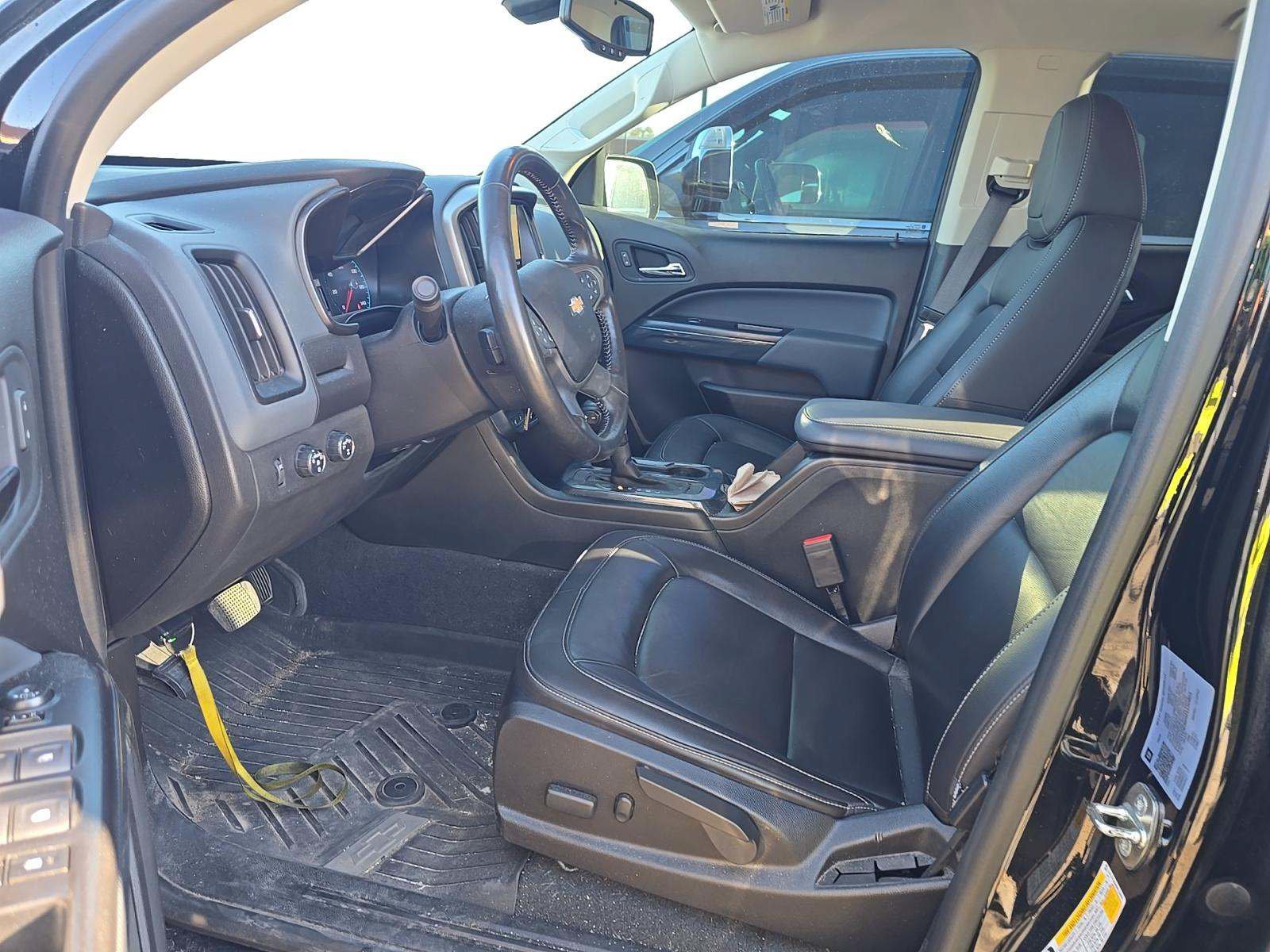 Used 2021 Chevrolet Colorado Z71 w/ Z71 Midnight Edition AWD/4WD image 6