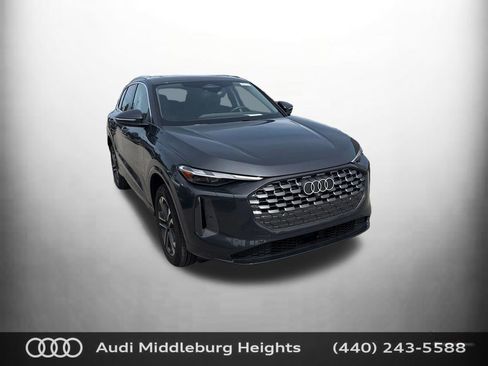 Used 2025 Audi Q5 Premium AWD/4WD image 1